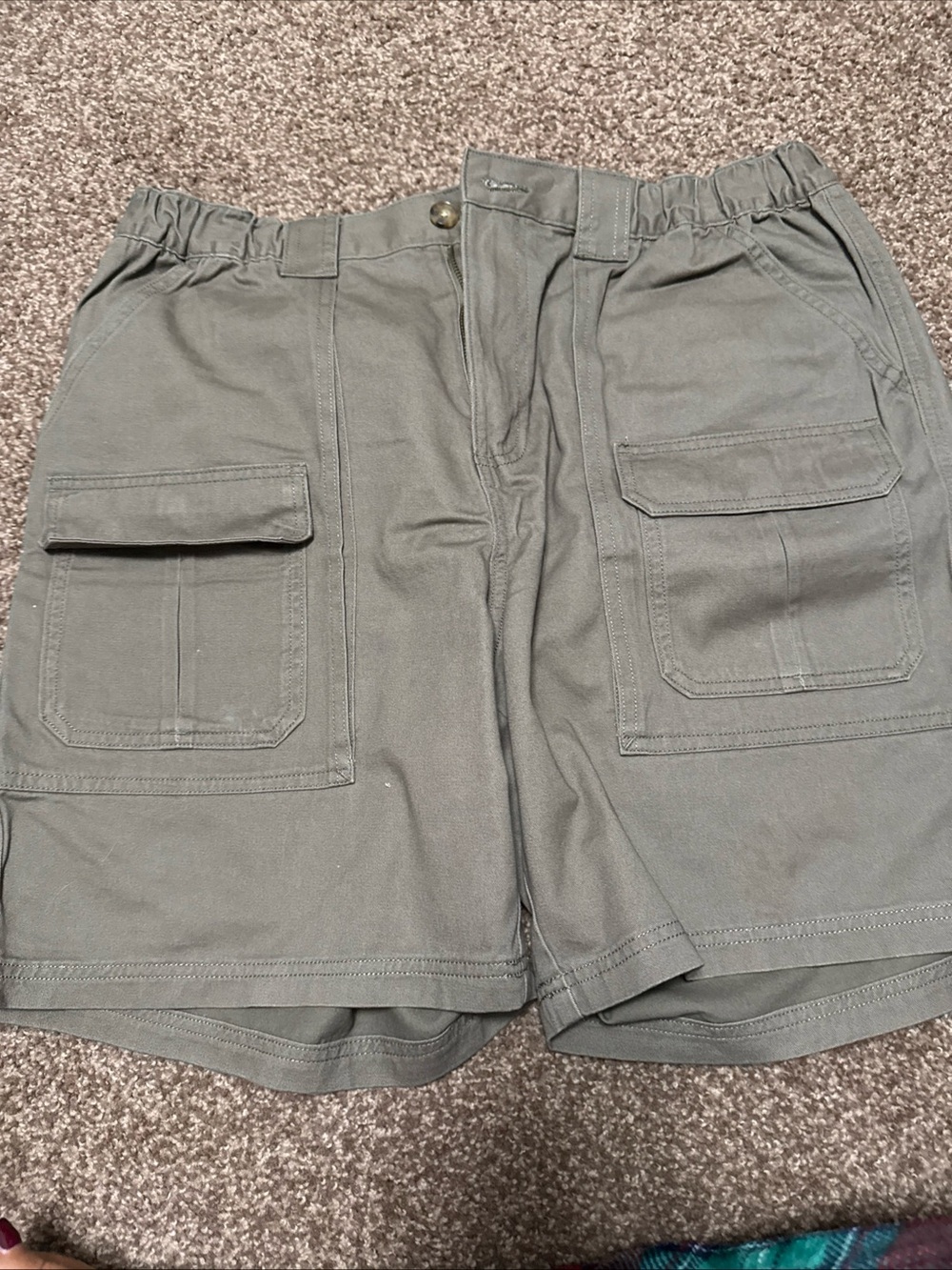 croft & barrow Men's Olive Green Cargo Shorts